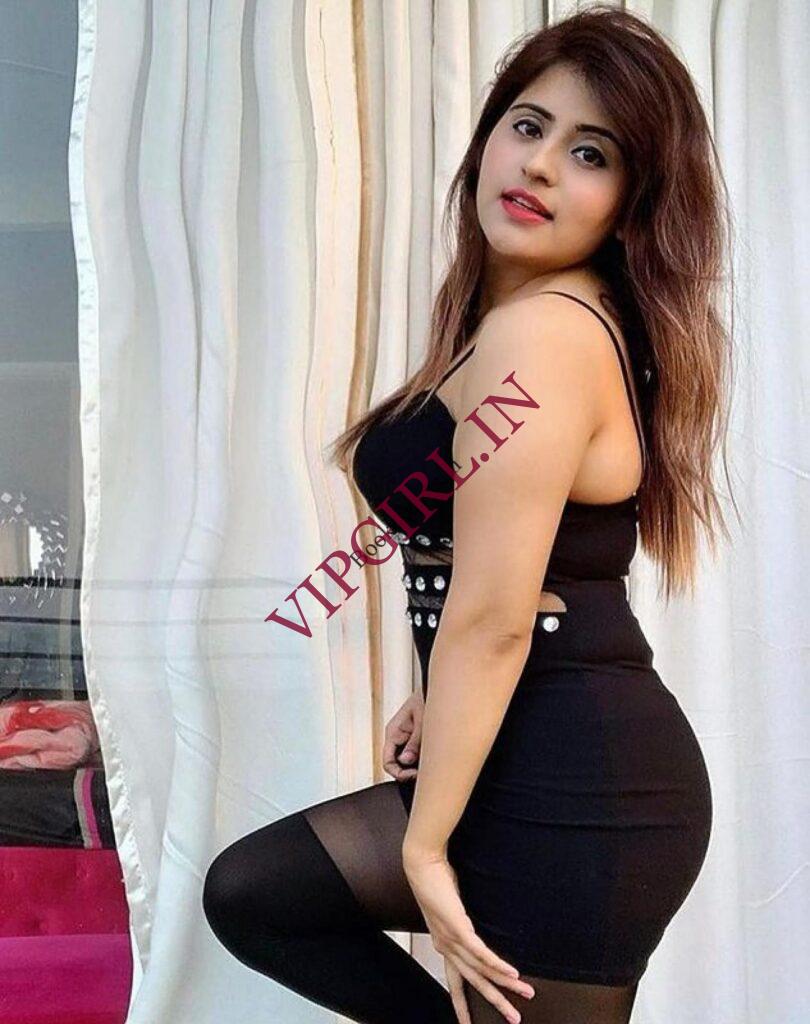 Natasha-Indian-College-girl-escort-in-Aerocity-Delhi-3.jpg
